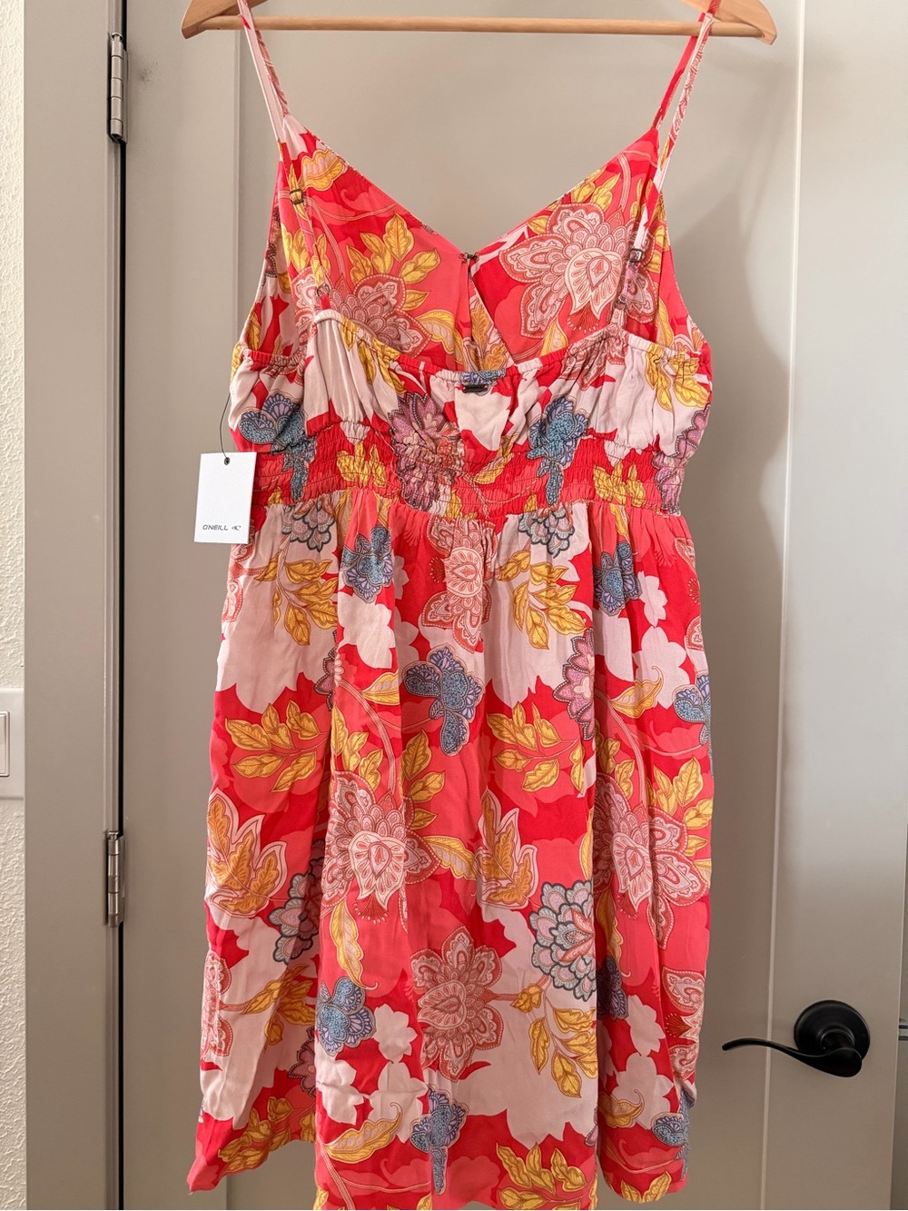 Dress Subcategory Classification - Picture 3 of 3